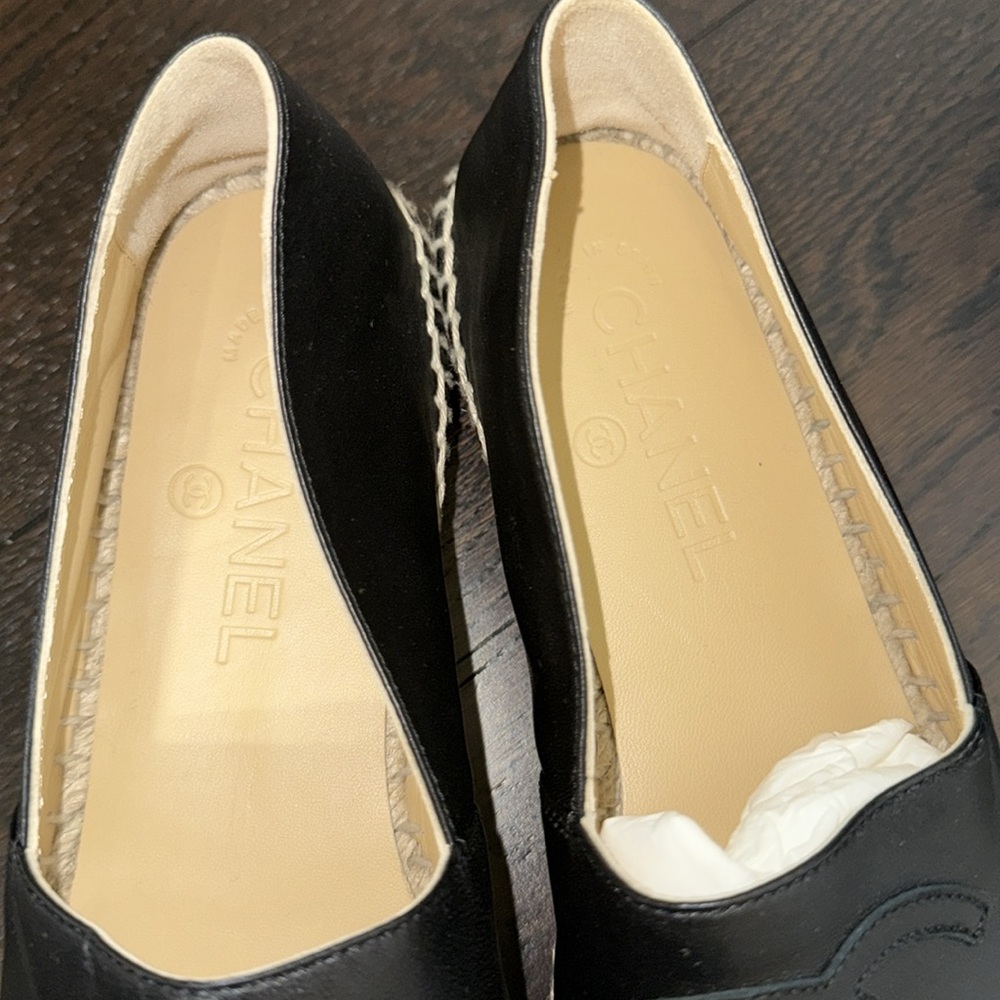 Chanel Black Espadrille Flats - Picture 7 of 13